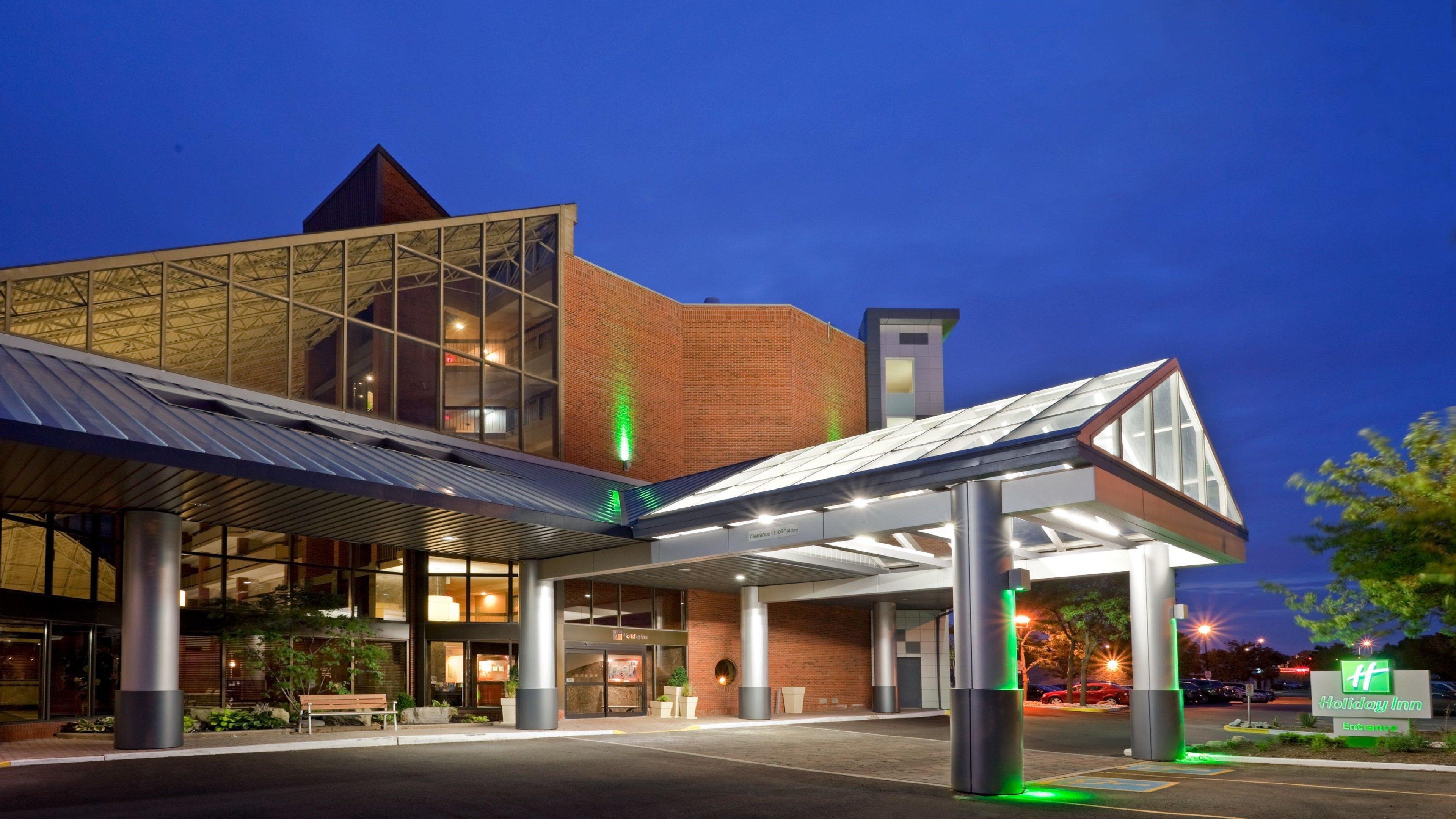 Holiday Inn Oakville Centre By Ihg Exterior photo